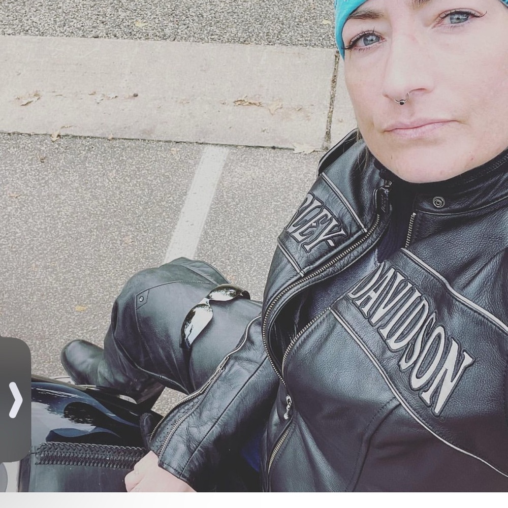 Meet your Posher, Jacey and Ginger